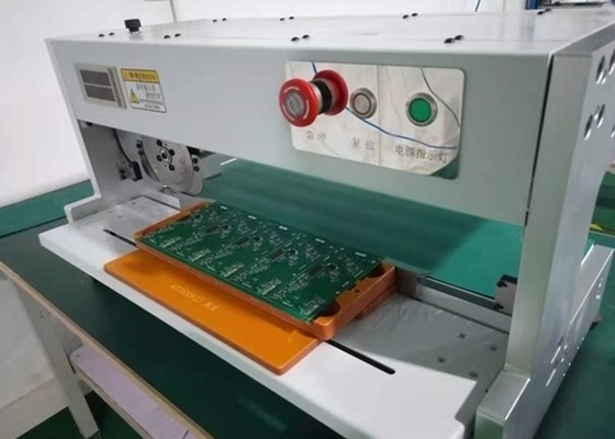 Good price 500-800μM PCB Depaneling Equipment Low Force Stress Moving Circular Blade AC 110/220V online